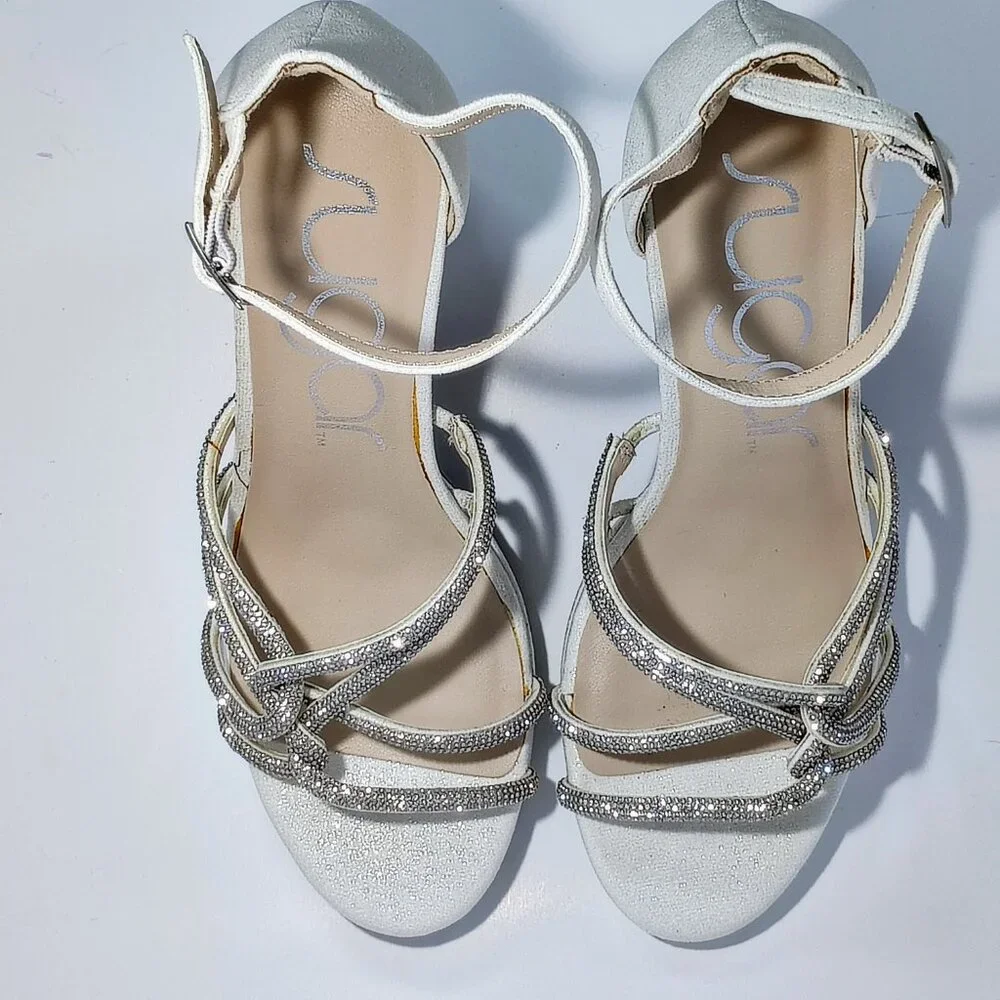 Sugar Women's Size 10M Petal‎ White Shimmer Block Heels NWOT